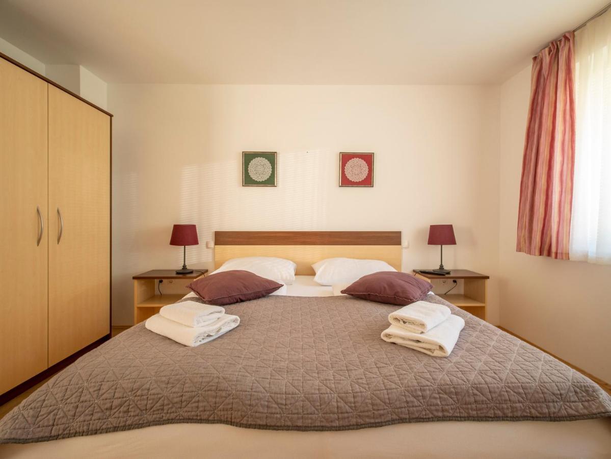 Berghi Hotel&apartments 3*