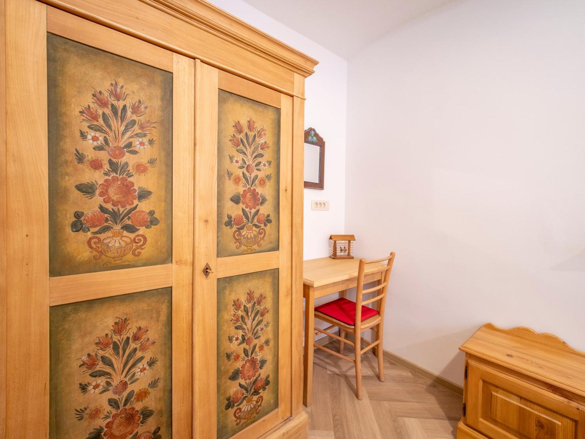 Berghi Hotel&apartments